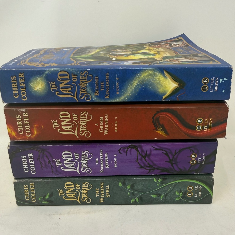 Land of Stories Books 1-4 Chris Colfer Paperback Set Wishing Spell Grimm Warning